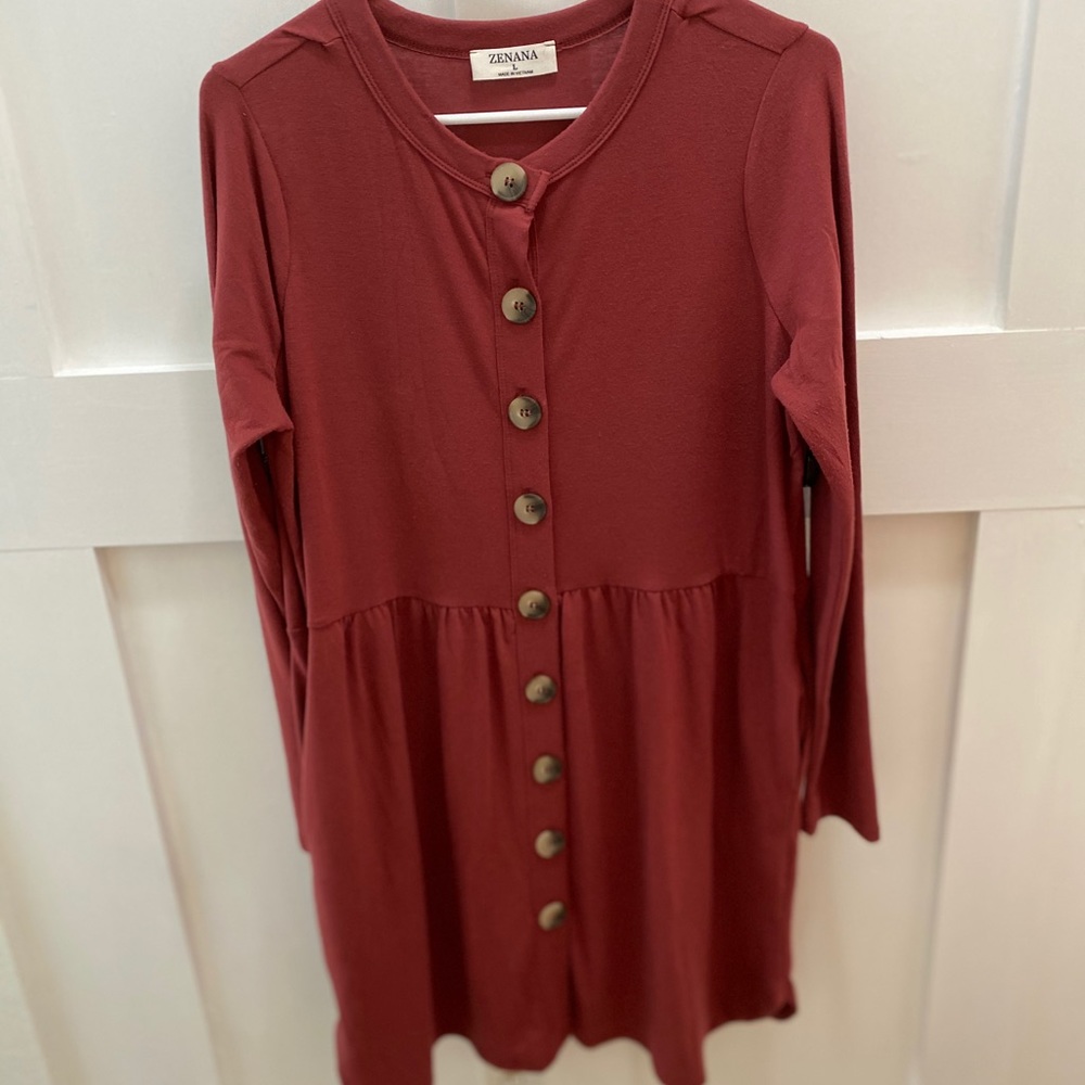 Dress - Picture 2 of 4